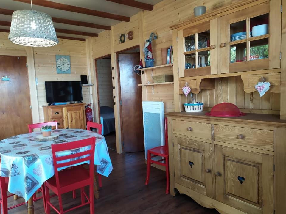 Chalet Du Spiemont Champdray Exterior photo