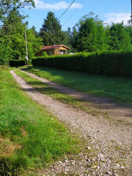 Chalet Du Spiemont Champdray Exterior photo